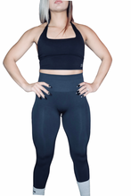 Load image into Gallery viewer, Black seamless legging