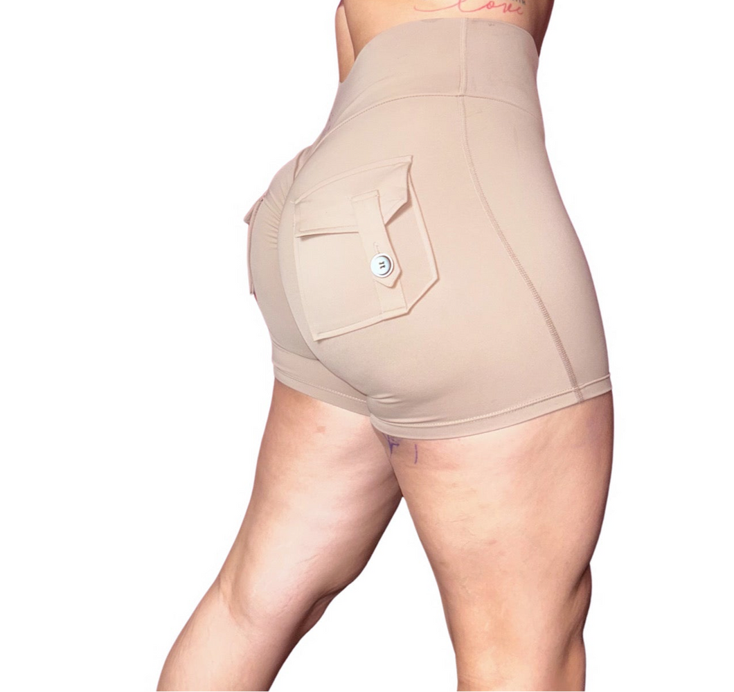 Brown pocket scrunch butt shorts