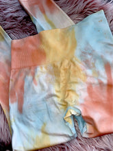 Load image into Gallery viewer, Orange tie dye seamless legging
